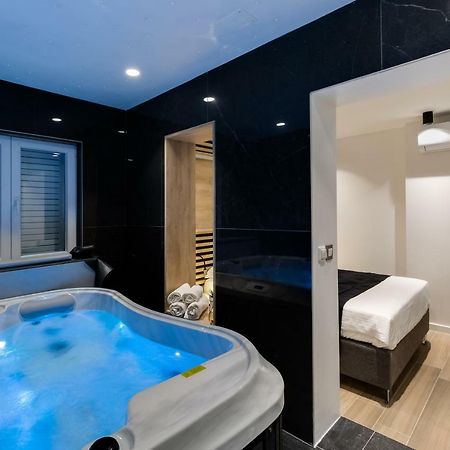 Downtown Marcius Luxury Apartment With Jacuzzi & Sauna ซาดาร์ ภายนอก รูปภาพ