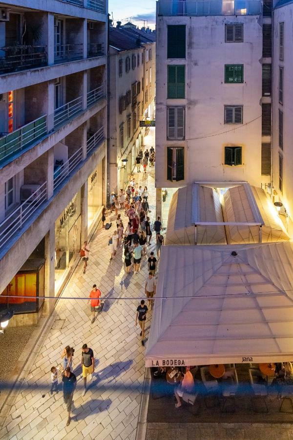 Downtown Marcius Luxury Apartment With Jacuzzi & Sauna ซาดาร์ ภายนอก รูปภาพ