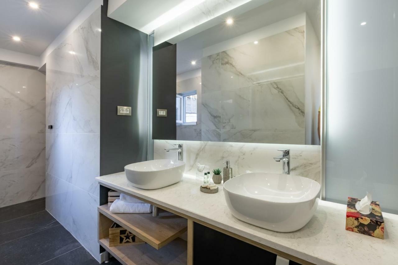 Downtown Marcius Luxury Apartment With Jacuzzi & Sauna ซาดาร์ ภายนอก รูปภาพ