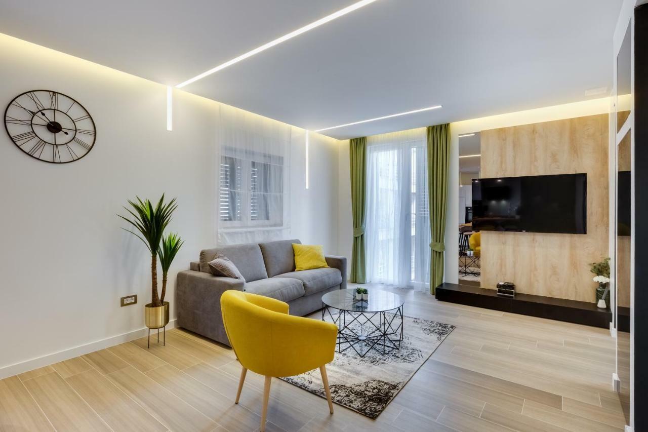 Downtown Marcius Luxury Apartment With Jacuzzi & Sauna ซาดาร์ ภายนอก รูปภาพ